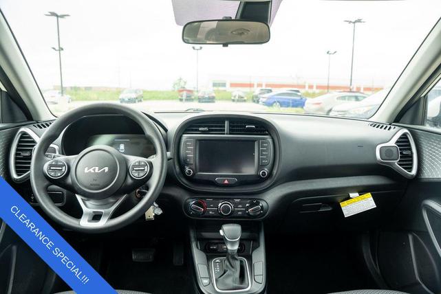Photo of 2023 Snow White Pearl Kia Soul