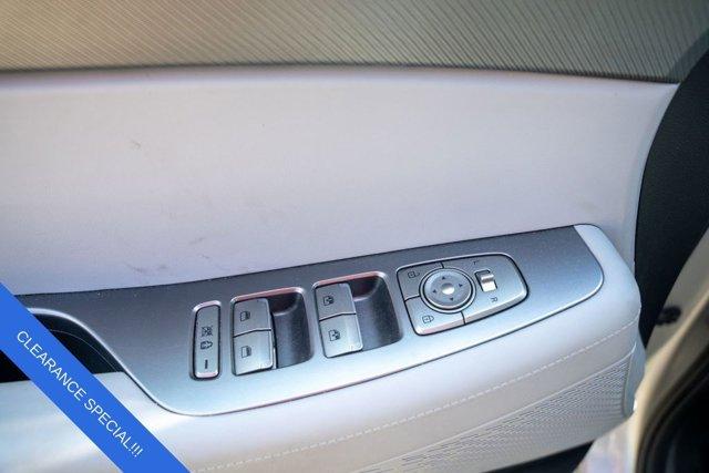 Photo of 2023 Typhoon Silver Hyundai PALISADE