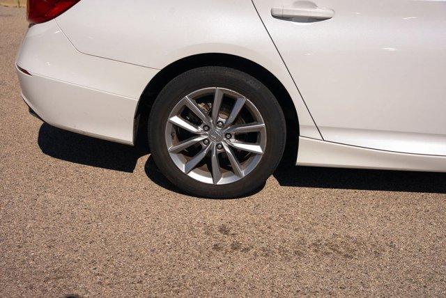 Photo of 2022 Platinum White Pearl Honda Accord
