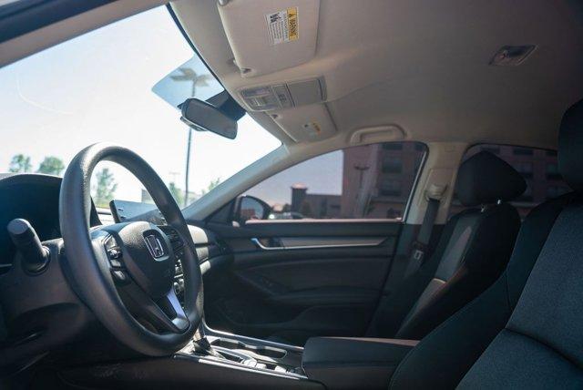 Photo of 2022 Platinum White Pearl Honda Accord