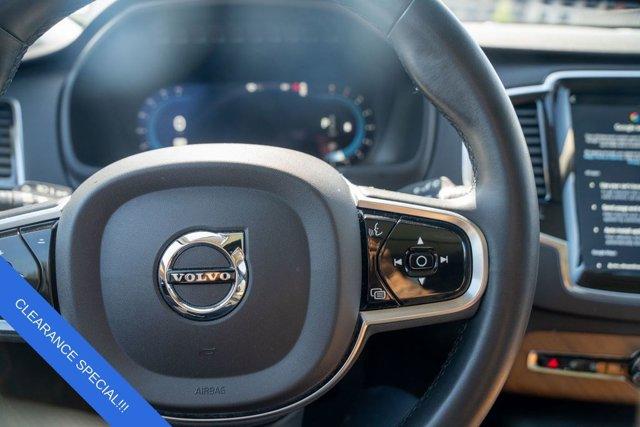 Photo of 2023 Crystal White Metallic Volvo XC90