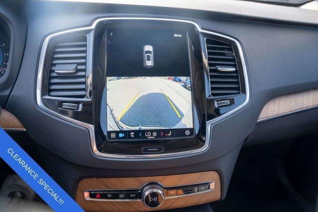 Photo of 2023 Crystal White Metallic Volvo XC90