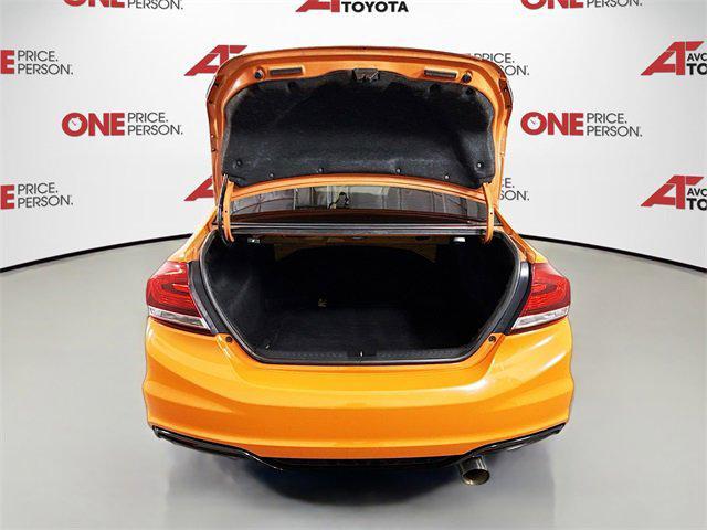 Photo of 2015 Orange Fire Pearl Honda Civic