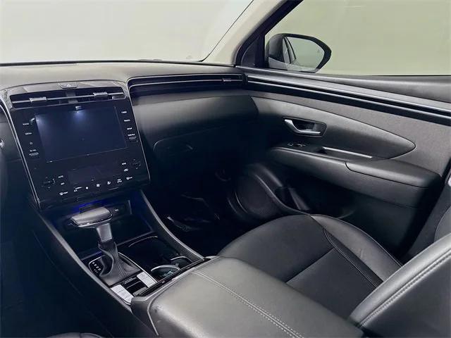 Photo of 2023 Phantom Black Hyundai TUCSON