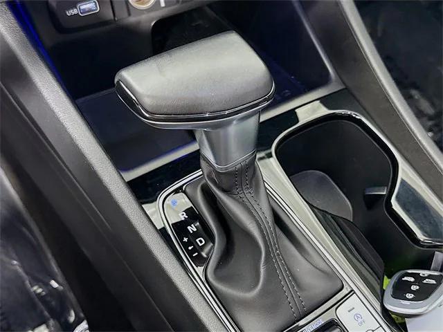 Photo of 2023 Phantom Black Hyundai TUCSON