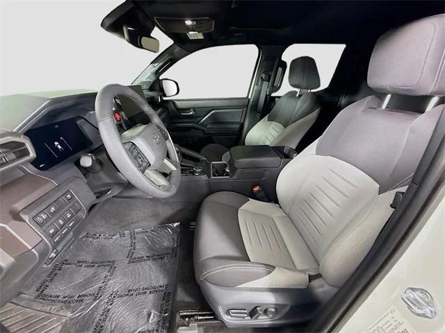 Photo of 2025 Ice Cap Toyota Tacoma