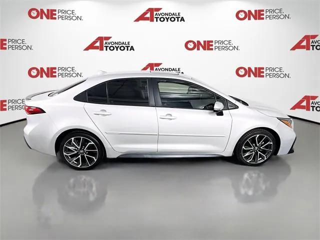 Photo of 2022 Classic Silver Metallic Toyota Corolla