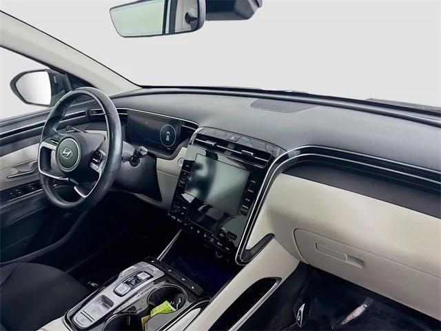 Photo of 2022 Quartz White Hyundai TUCSON Hybrid