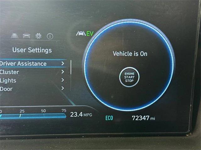 Photo of 2022 Quartz White Hyundai TUCSON Hybrid