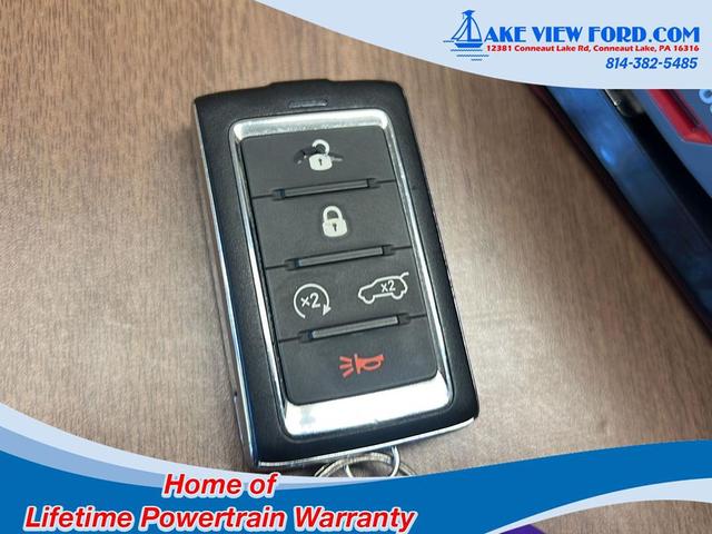 Photo of 2022 Baltic Gray Metallic Clearcoat Jeep Grand Cherokee L
