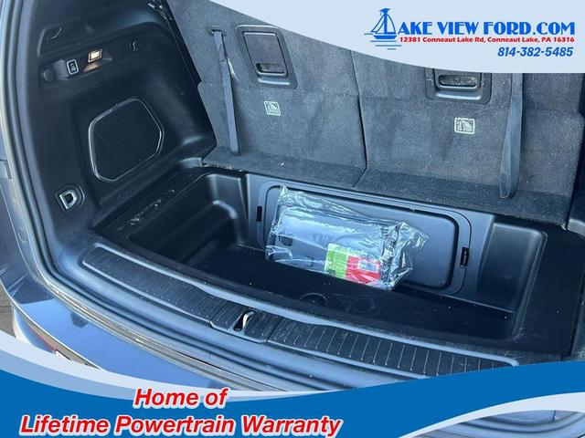 Photo of 2022 Baltic Gray Metallic Clearcoat Jeep Grand Cherokee L