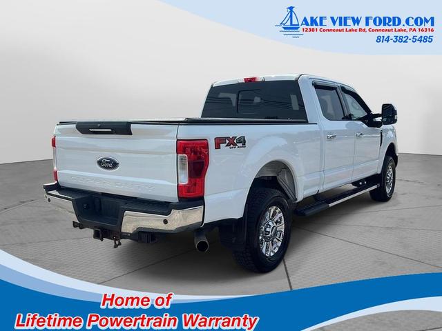 Photo of 2019 Oxford White Ford F-250
