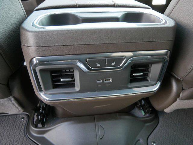 Photo of 2026 Glacier White Tricoat GMC Sierra 1500