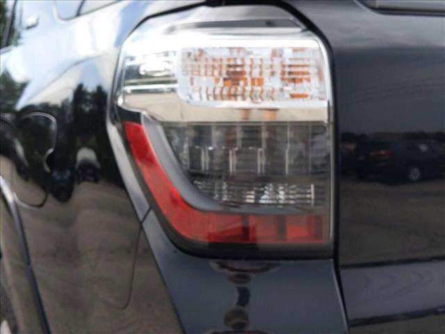 Photo of 2018 Midnight Black Metallic Toyota 4Runner