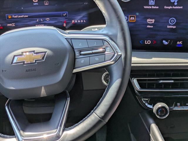 Photo of 2024 Mosaic Black Metallic Chevrolet Traverse