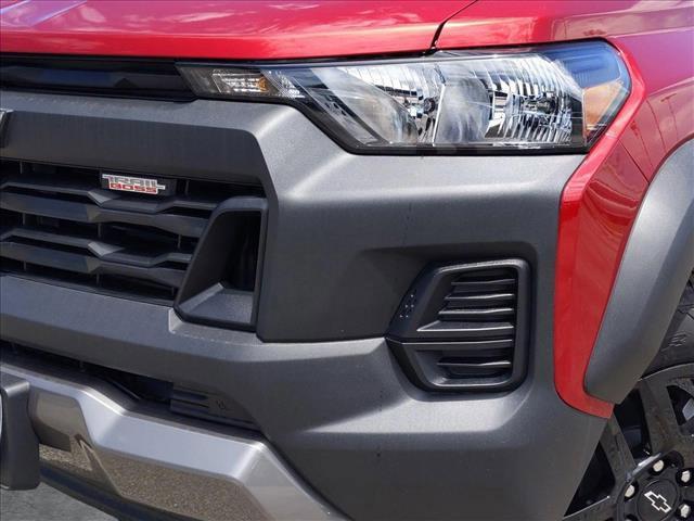 Photo of 2025 Radiant Red Tintcoat Chevrolet Colorado
