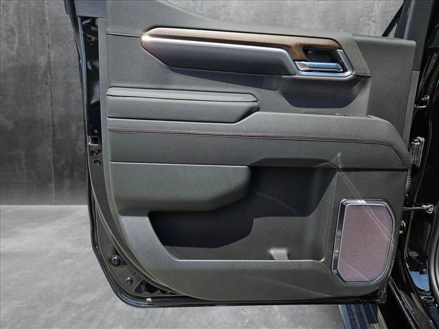 Photo of 2025 Black Chevrolet Silverado 1500