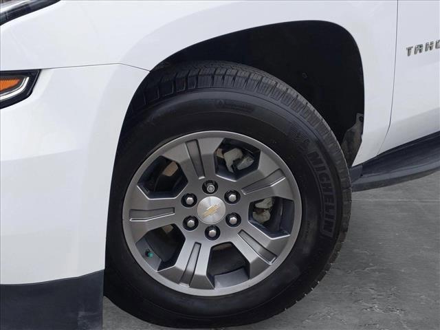 Photo of 2018 Summit White Chevrolet Tahoe