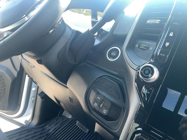 Photo of 2025 Bright White Clearcoat RAM 2500