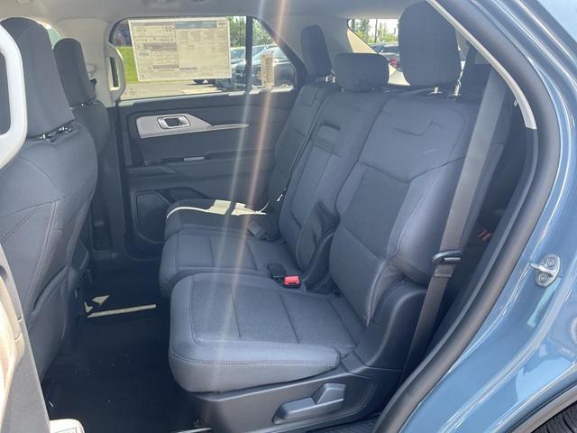 Photo of 2025 Vapor Blue Metallic Ford Explorer