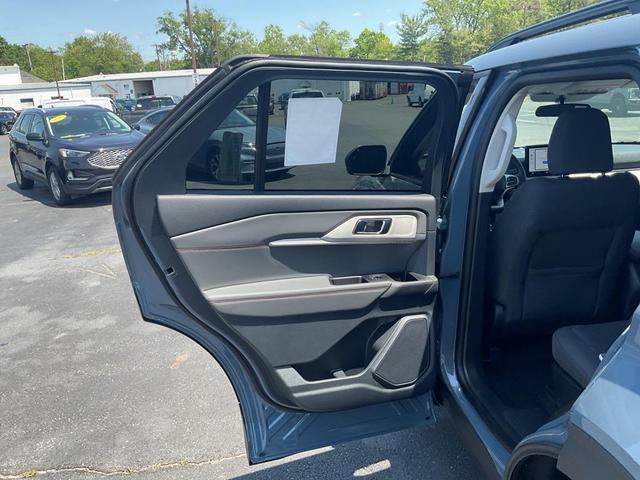 Photo of 2025 Vapor Blue Metallic Ford Explorer