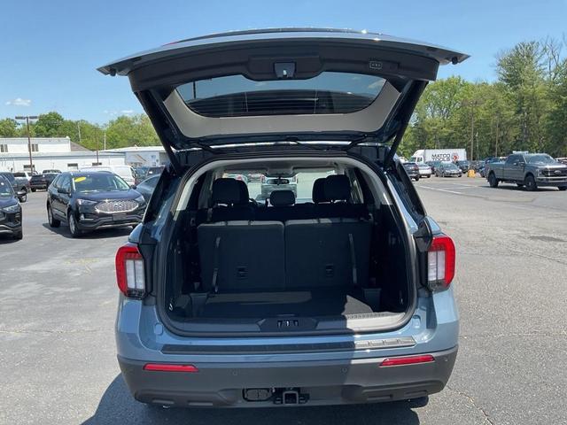 Photo of 2025 Vapor Blue Metallic Ford Explorer