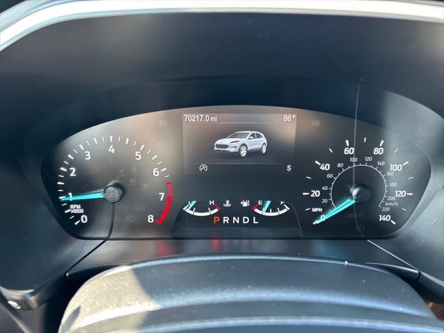 Photo of 2020 Blue (ft) Ford Escape