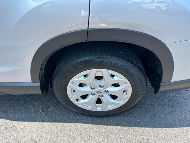 Photo of 2020 Ice Silver Metallic Subaru Forester