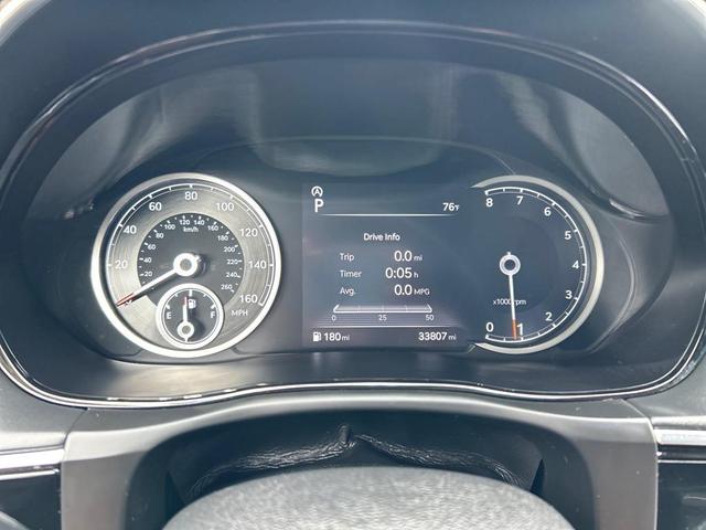 Photo of 2023 Vik Black Genesis GV70
