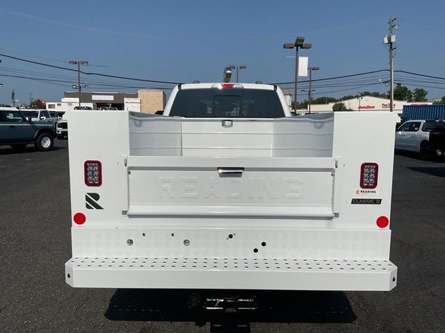 Photo of 2025 Oxford White Ford F-350