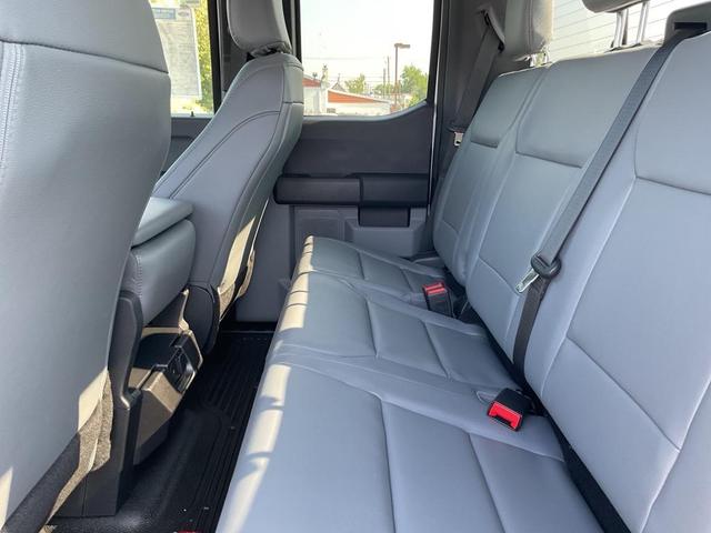 Photo of 2025 Oxford White Ford F-350