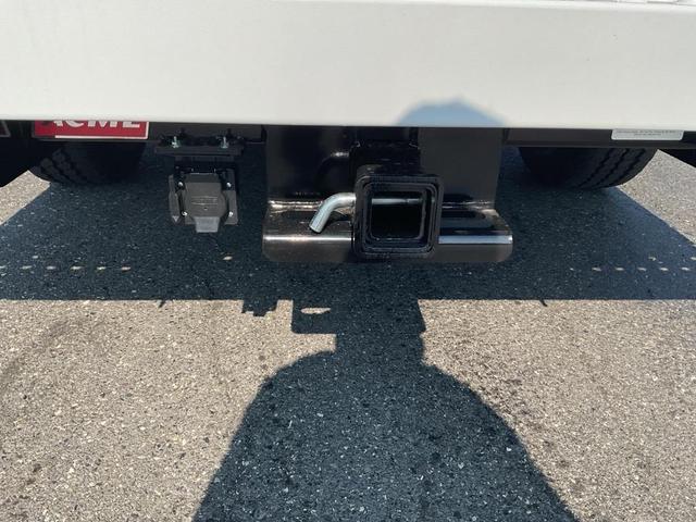 Photo of 2025 Oxford White Ford F-350