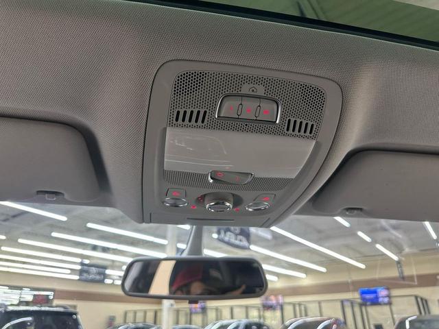 Photo of 2017 Gray Audi Q5
