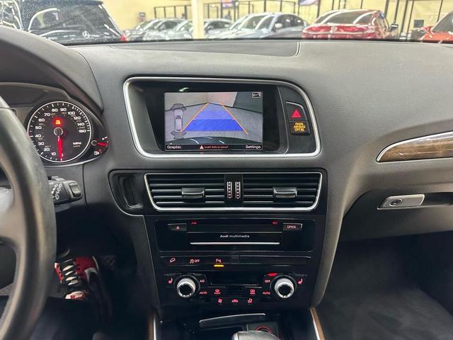 Photo of 2017 Gray Audi Q5
