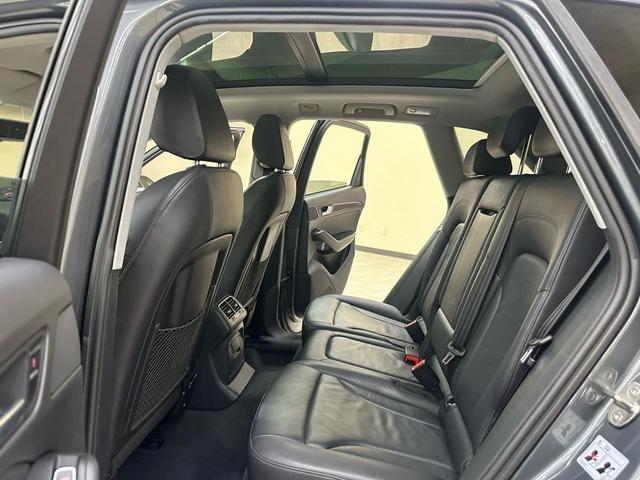 Photo of 2017 Gray Audi Q5