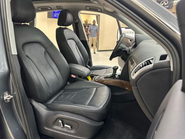 Photo of 2017 Gray Audi Q5
