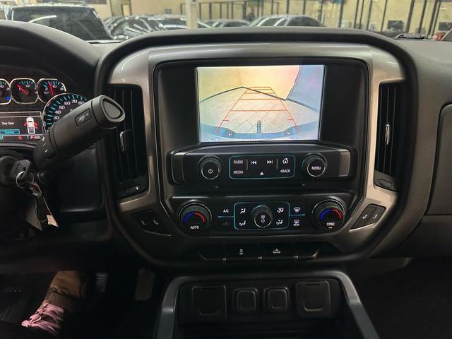 Photo of 2017 White Chevrolet Silverado 1500