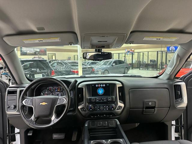 Photo of 2017 White Chevrolet Silverado 1500