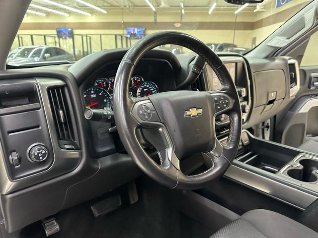 Photo of 2017 White Chevrolet Silverado 1500