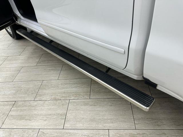 Photo of 2017 White Chevrolet Silverado 1500