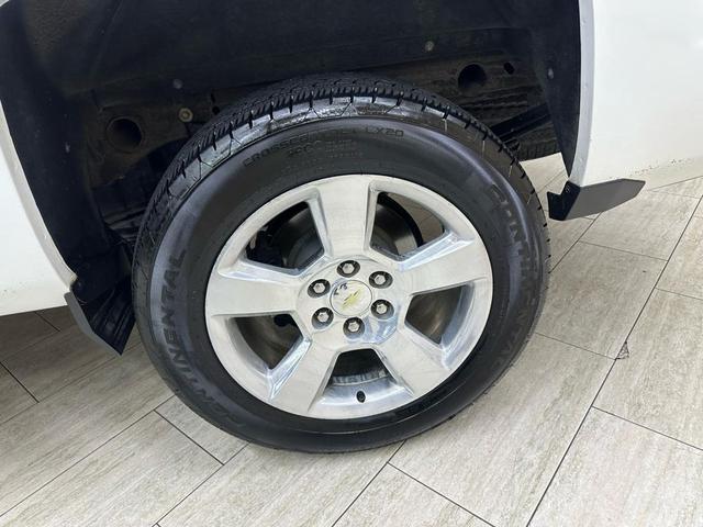Photo of 2017 White Chevrolet Silverado 1500