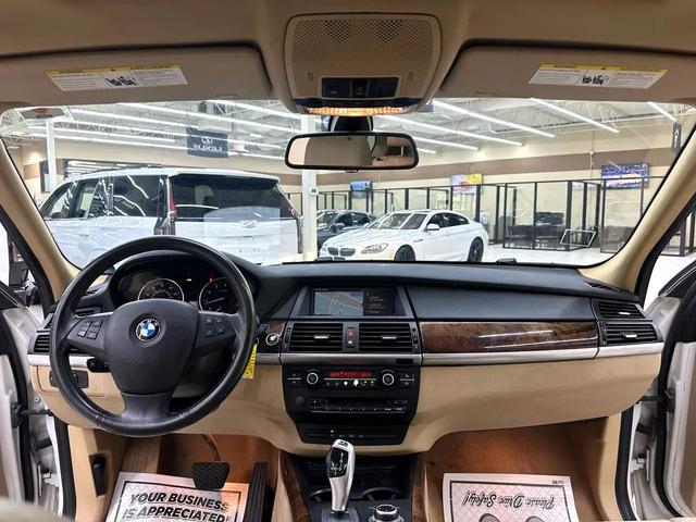 Photo of 2013 Alpine White BMW X5