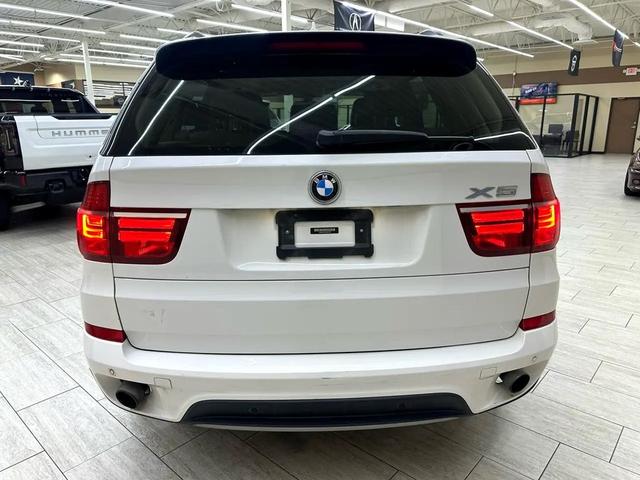 Photo of 2013 Alpine White BMW X5