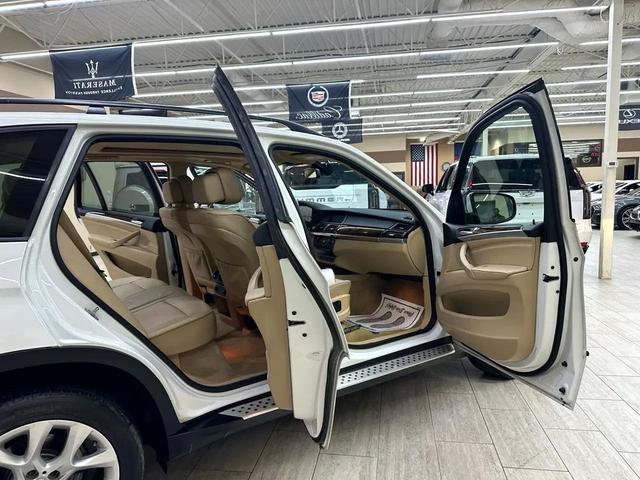 Photo of 2013 Alpine White BMW X5