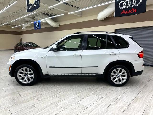 Photo of 2013 Alpine White BMW X5