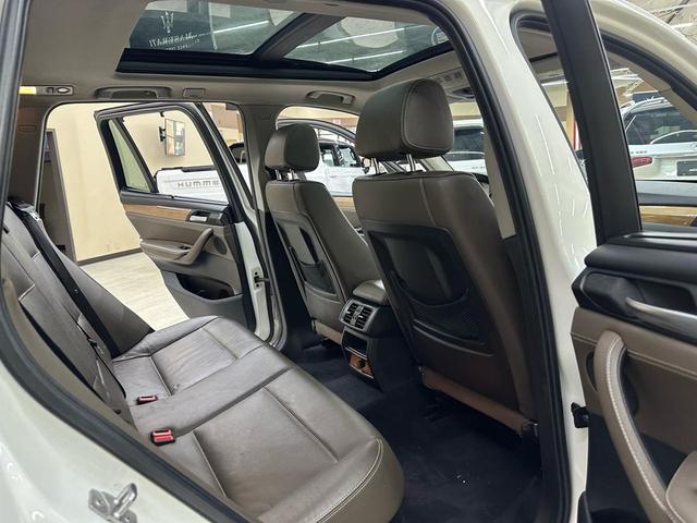 Photo of 2011 Alpine White BMW X3
