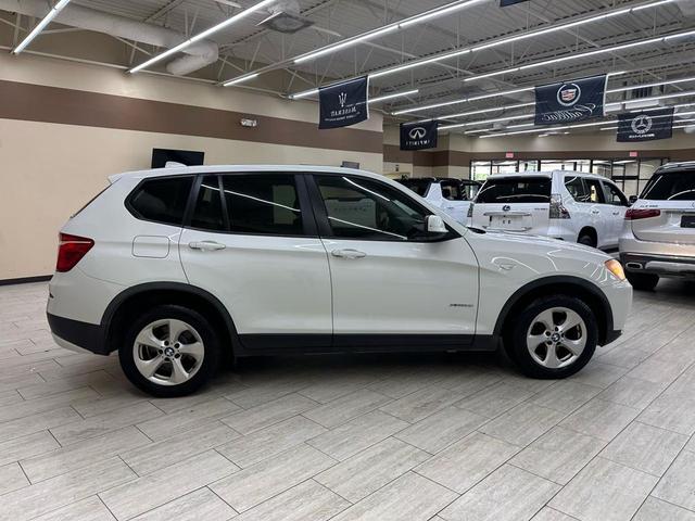 Photo of 2011 Alpine White BMW X3