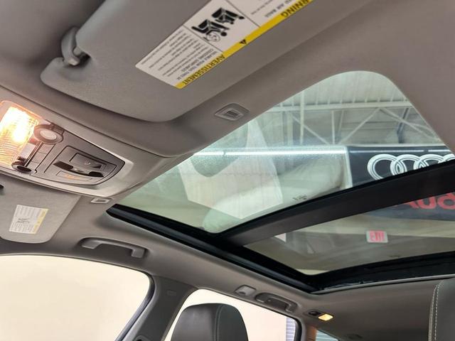 Photo of 2011 Alpine White BMW X3