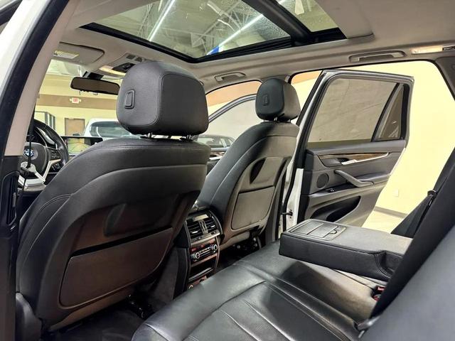 Photo of 2015 White BMW X5