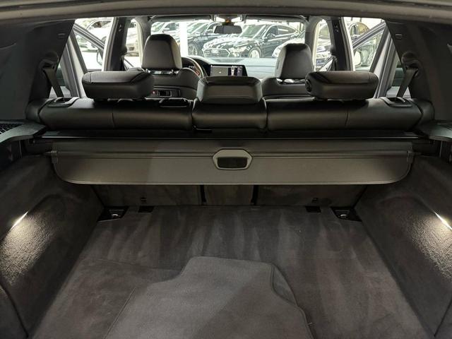 Photo of 2022 white BMW X5
